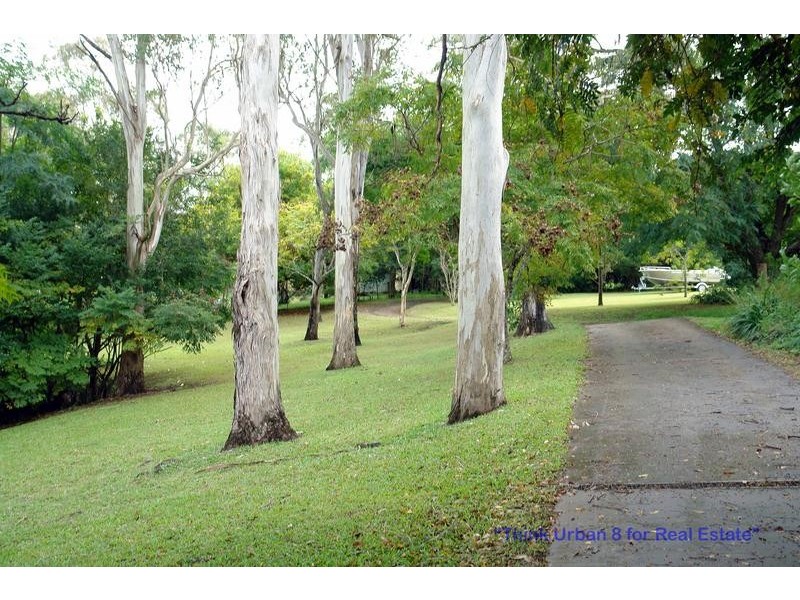 260 Rafting Ground Road, Brookfield QLD 4069